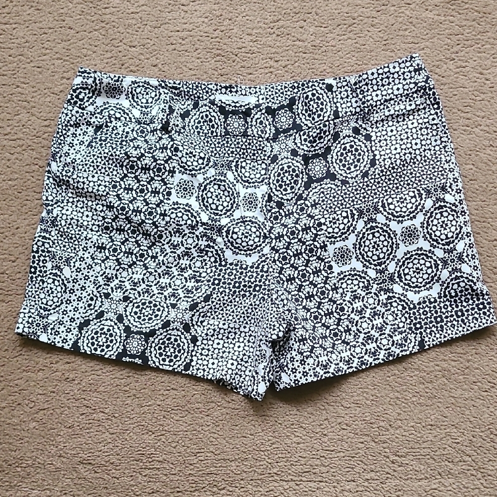 Artisan Ny High Waist Black and White Shorts